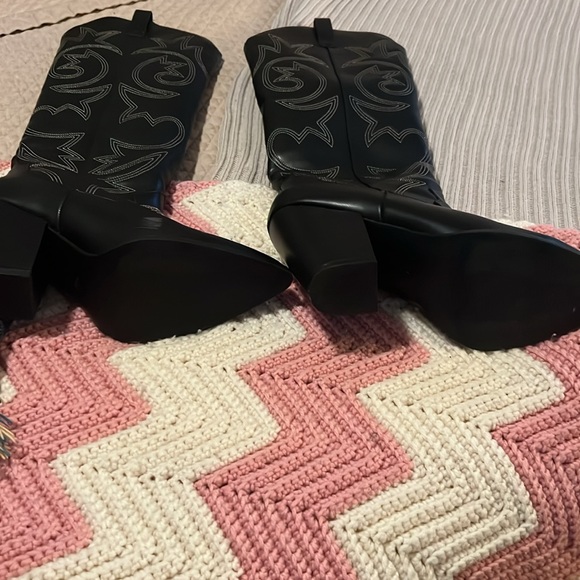 Steve Madden Lincoln boots - Picture 4 of 5